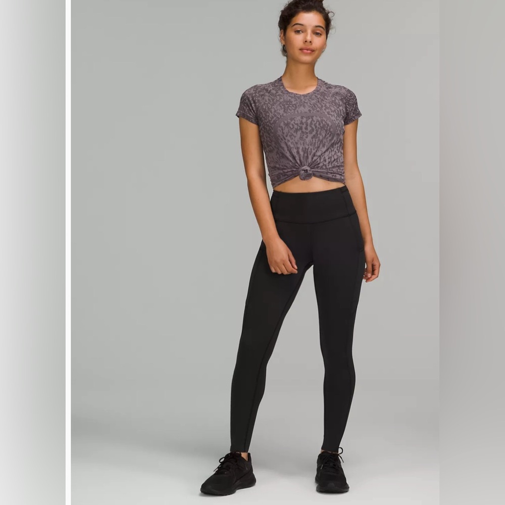 #59 LULULEMON Fast and Free Brushed Fabric High-Rise Tight 28" SIZE 2 workout - Picture 1 of 12